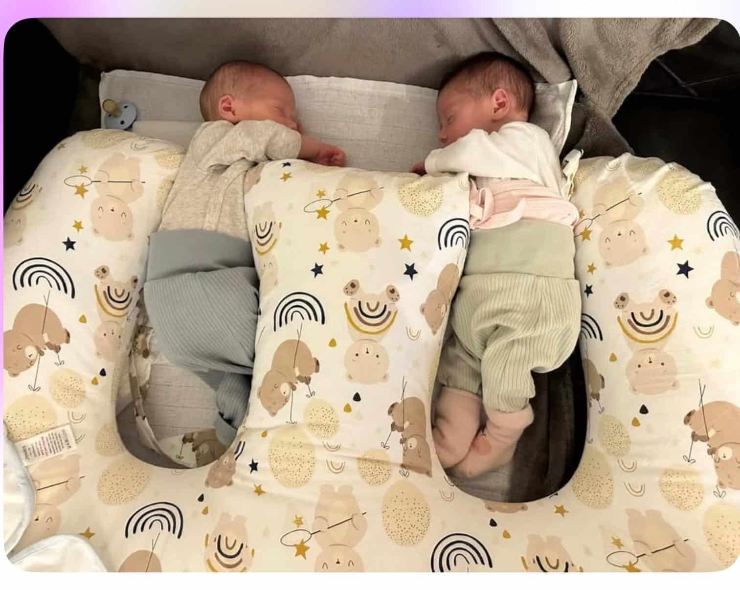 Marko, blizanci Petar i Marija (1 mesec)