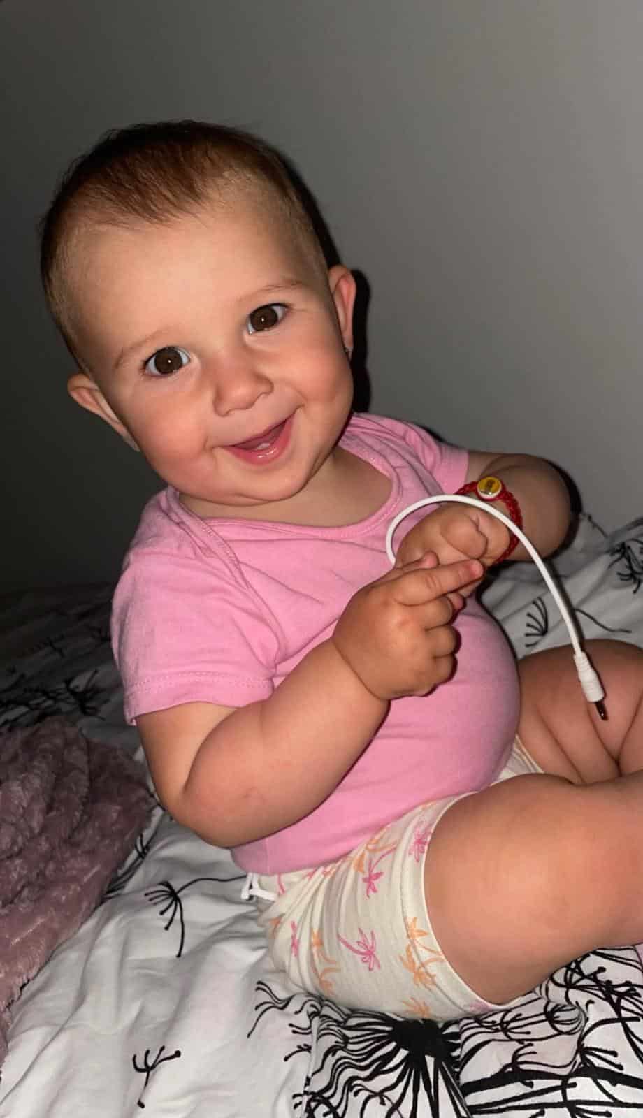 Mama Antonia i beba Sara (1god)